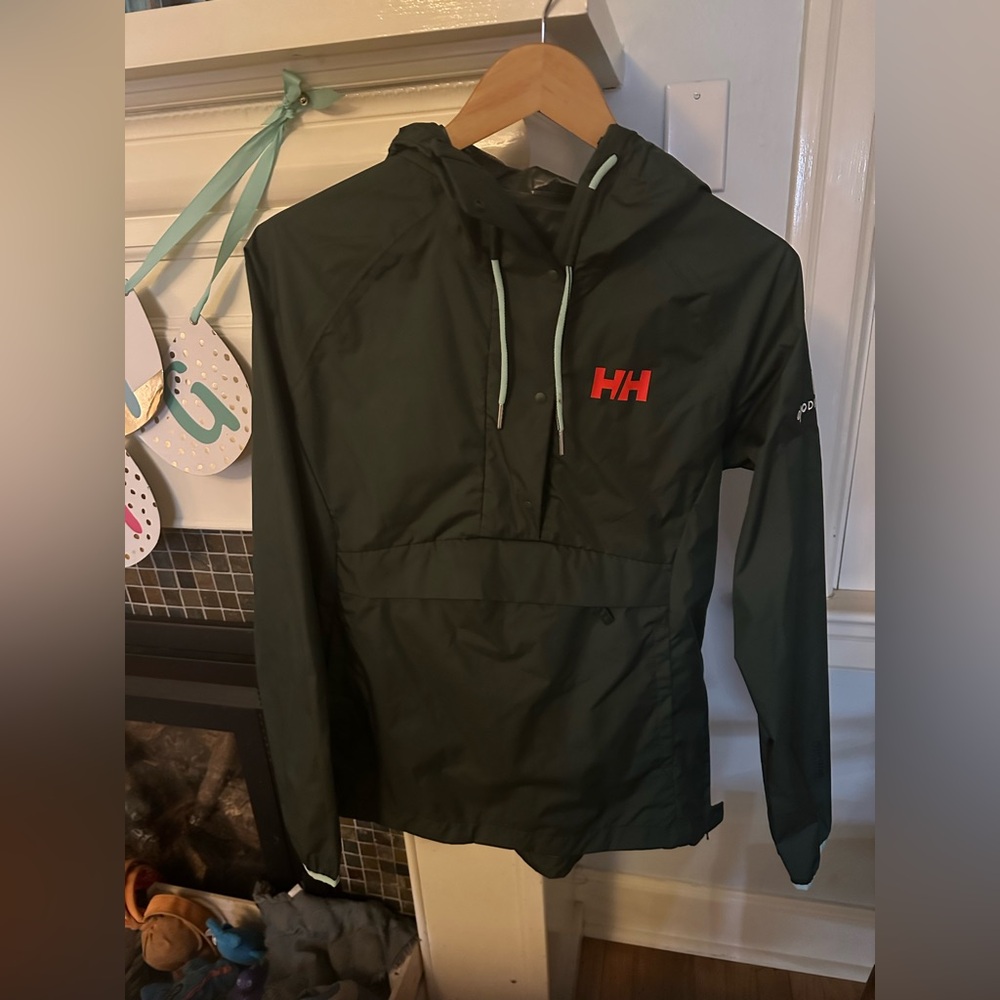 Helly Hansen “Epic Discovery” Waterproof Pullover